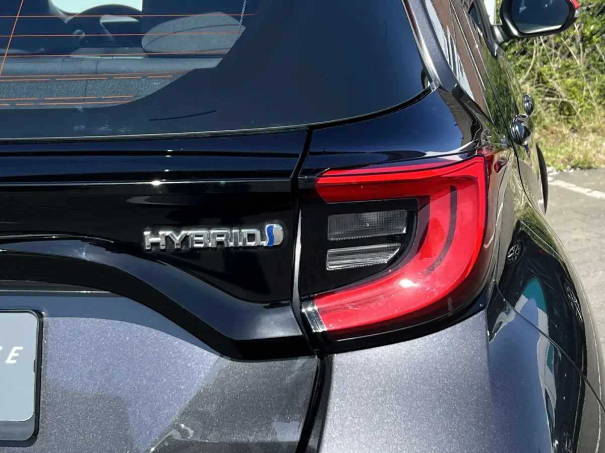 1.5 Hybrid Tokyo Spirit | LED | Camera | Carplay