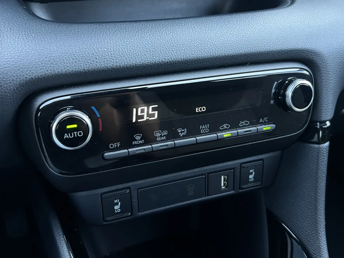 1.5 Hybrid Tokyo Spirit | LED | Camera | Carplay