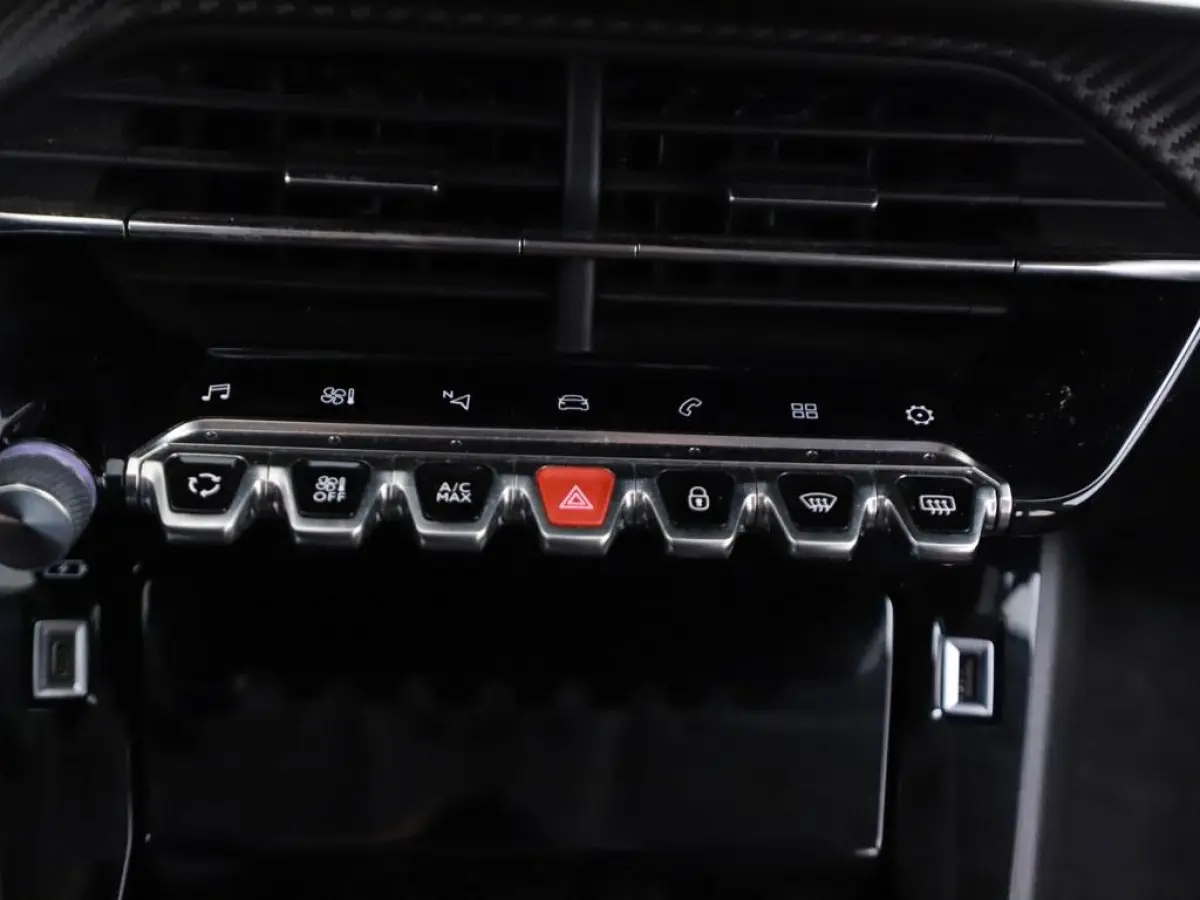 1.2T 100pk Allure Pack H.Leder/Camera/Ecc/Nav /CarPlay/El.Pakket/Vc/4S.banden
