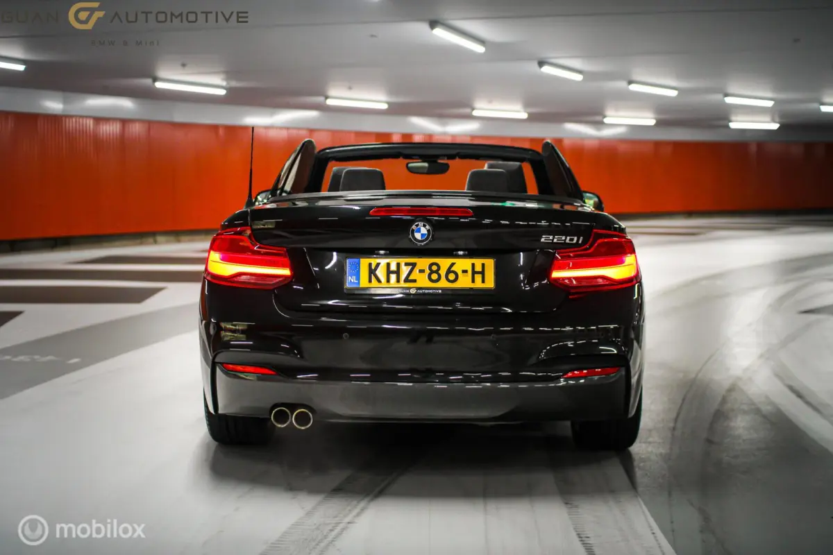 220i | M sport | Stoelverw | Alcantara |