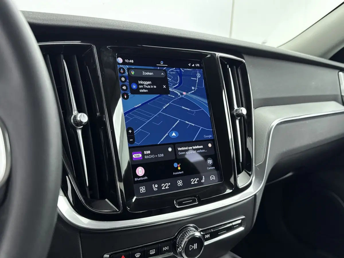 2.0 B4 Plus Dark | PDC V+A en Camera | Adaptive Cruiscontrol | Stoel + Stuurverwarming | Apple Carplay - Android Auto |