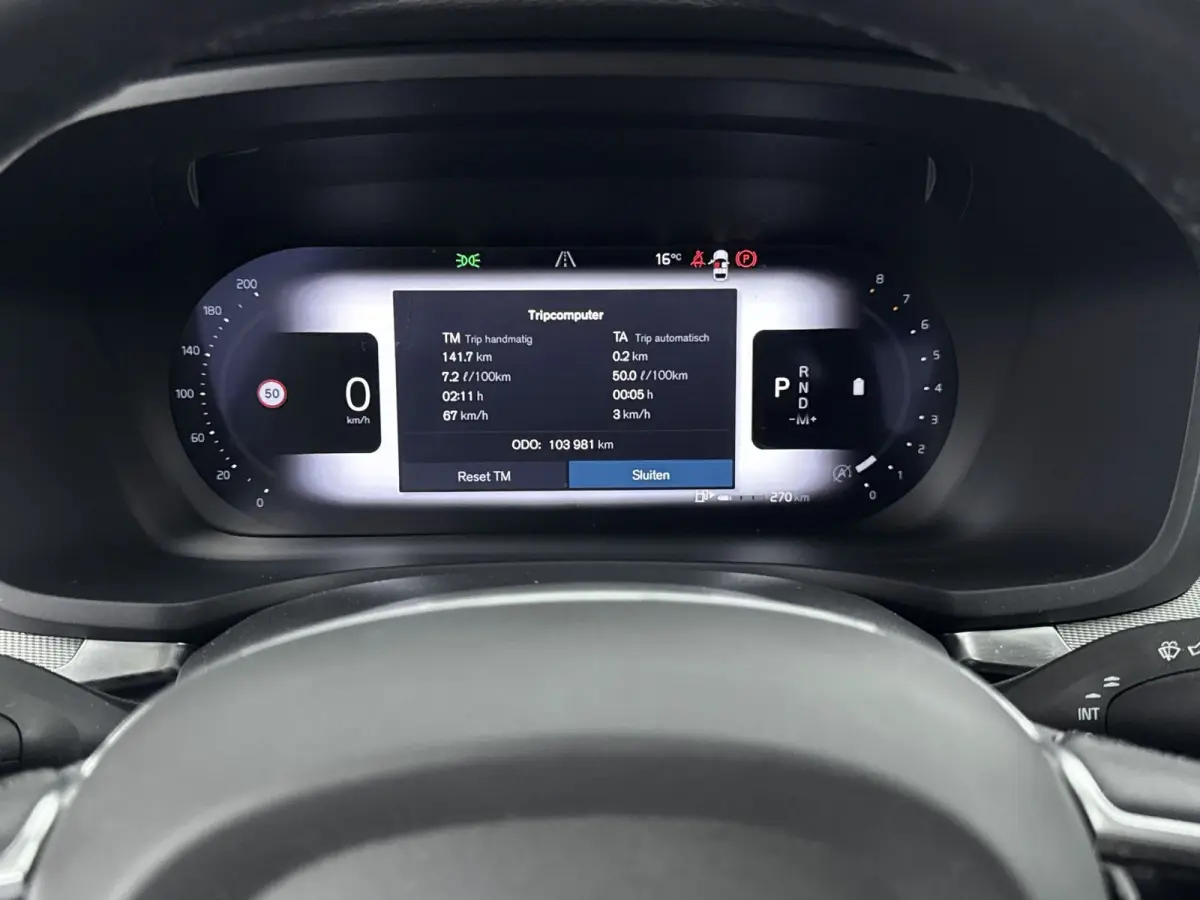 2.0 B4 Plus Dark | PDC V+A en Camera | Adaptive Cruiscontrol | Stoel + Stuurverwarming | Apple Carplay - Android Auto |