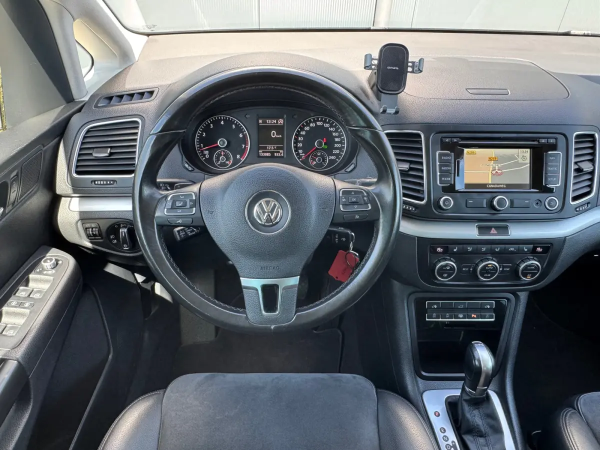 1.4 TSI Highline Edition 7 pers * Navigatiesysteem * Elektr. Schuifdeuren * Parkeersensoren * Cruise Control *