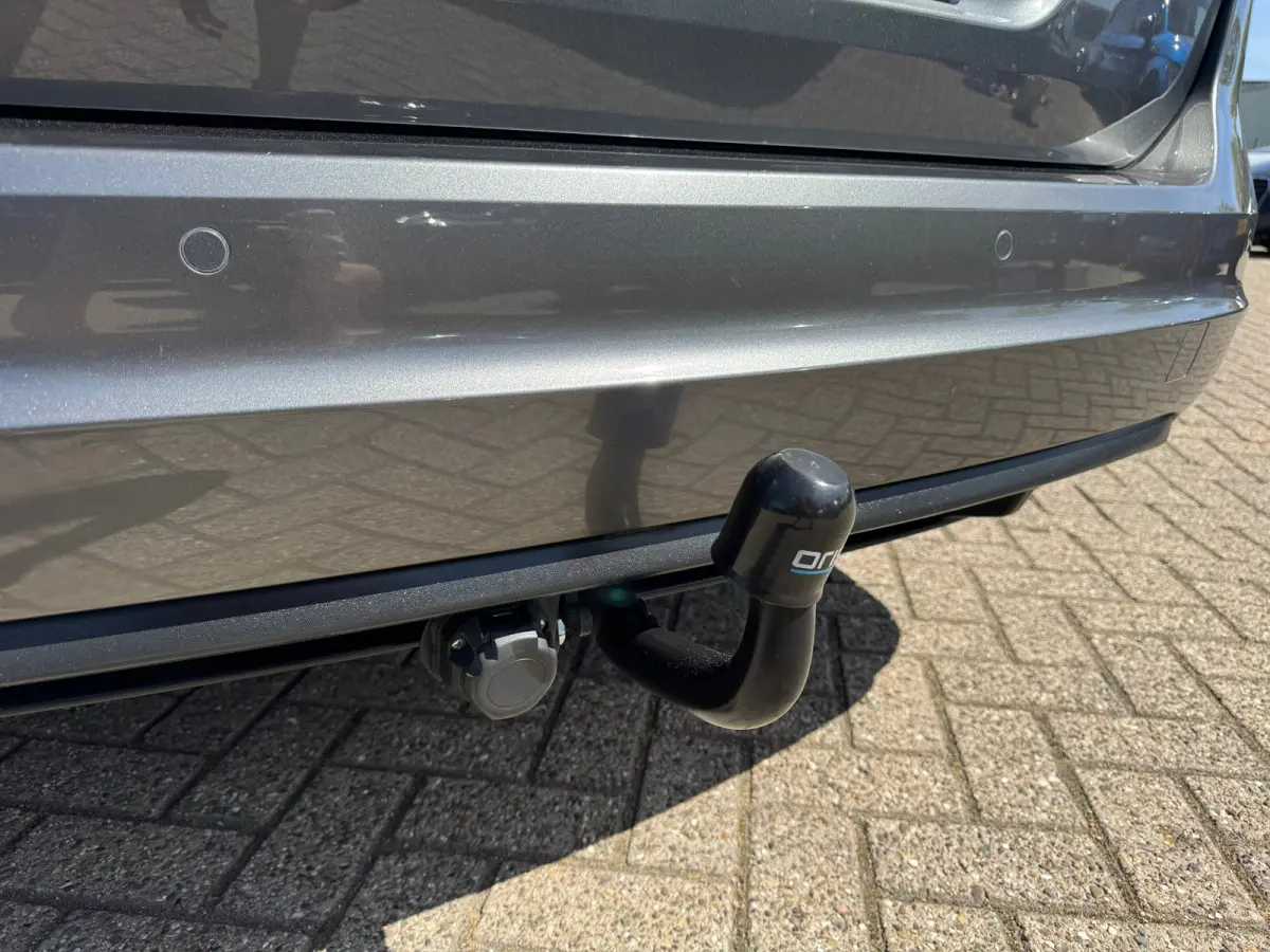 1.4 TSI Highline Edition 7 pers * Navigatiesysteem * Elektr. Schuifdeuren * Parkeersensoren * Cruise Control *
