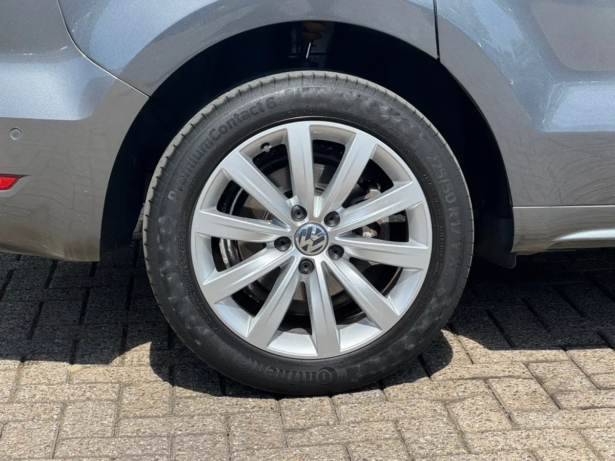 1.4 TSI Highline Edition 7 pers * Navigatiesysteem * Elektr. Schuifdeuren * Parkeersensoren * Cruise Control *