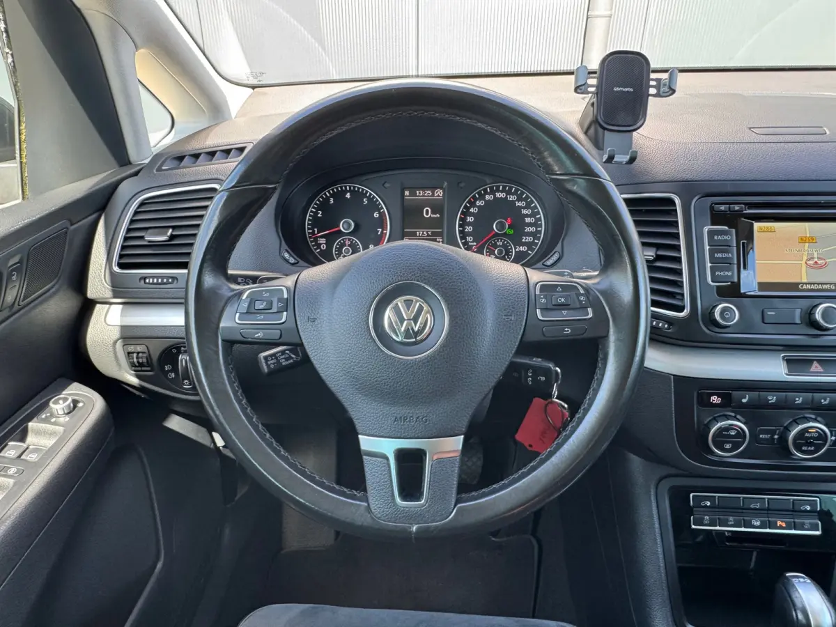 1.4 TSI Highline Edition 7 pers * Navigatiesysteem * Elektr. Schuifdeuren * Parkeersensoren * Cruise Control *