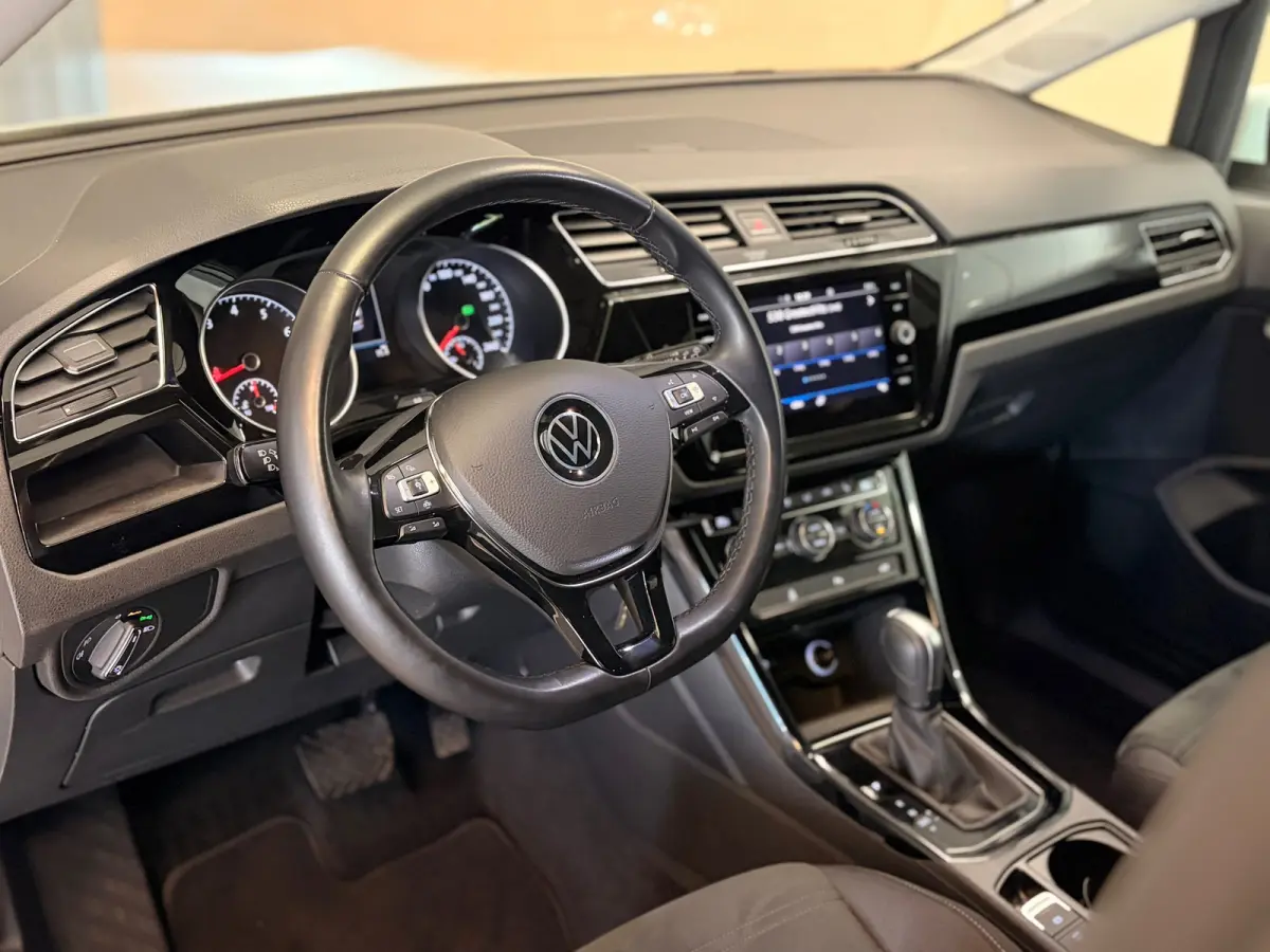 1.5 TSI Highline 7p | LED | ELEKT.- ACHTERKLEP | CAMERA |