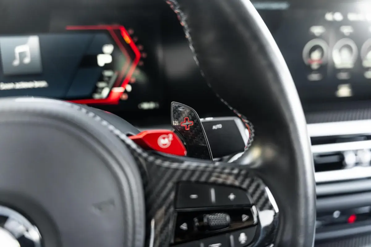 M2 Harman Kardon Carbon