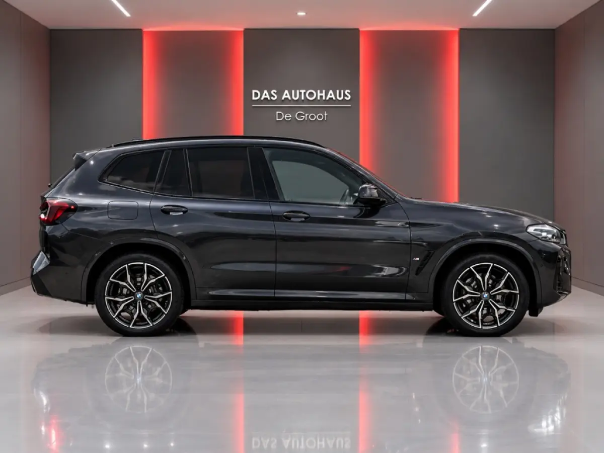 xDrive30e M-Sport | ACC | Camera | Leer | Sportstoelen | Navi