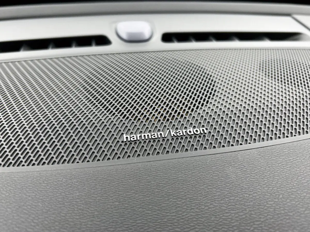 1.5 T5 Plus Dark | HARMAN KARDON | NAVIGATIE | MEMORY STOELEN | STOELVERWARMING | STUURVERWARMING | NAVIGATIE | TREKHAAK |