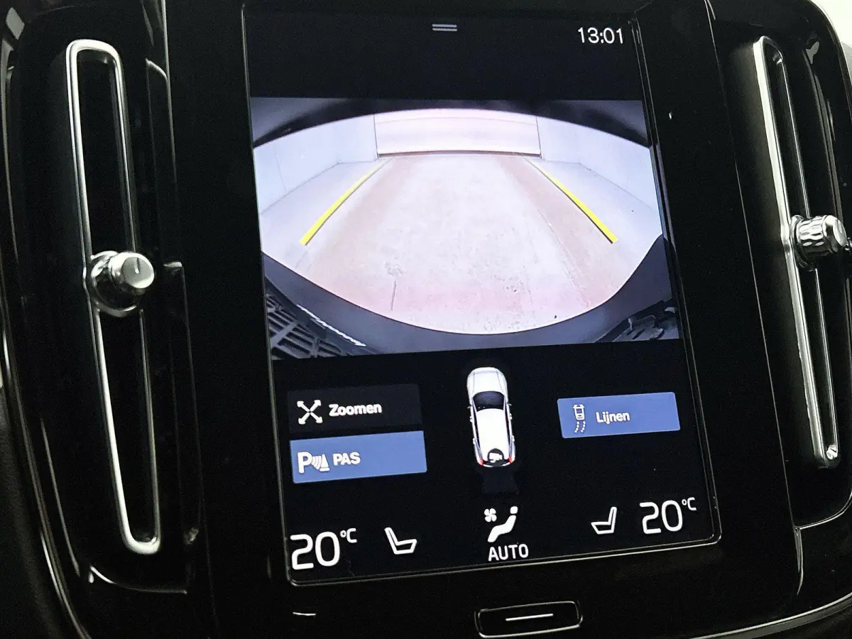 T5 Plus Bright | HARMAN KARDON | ACHTERUITRIJCAMERA | STOELVERWARMING | STUURVERWARMING | NAVIGATIE | CLIMATE CONTROL | DAB RADIO | RIJSTROOKHULP | LICHTMETALEN VELGEN |