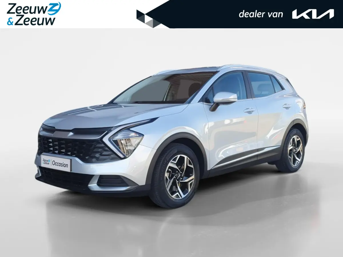 1.6T MHEV DynamicLine Edition | Stoel en stuurverwarming | Camera | Navigatie | Apple Carplay / Android Auto | Climate control |