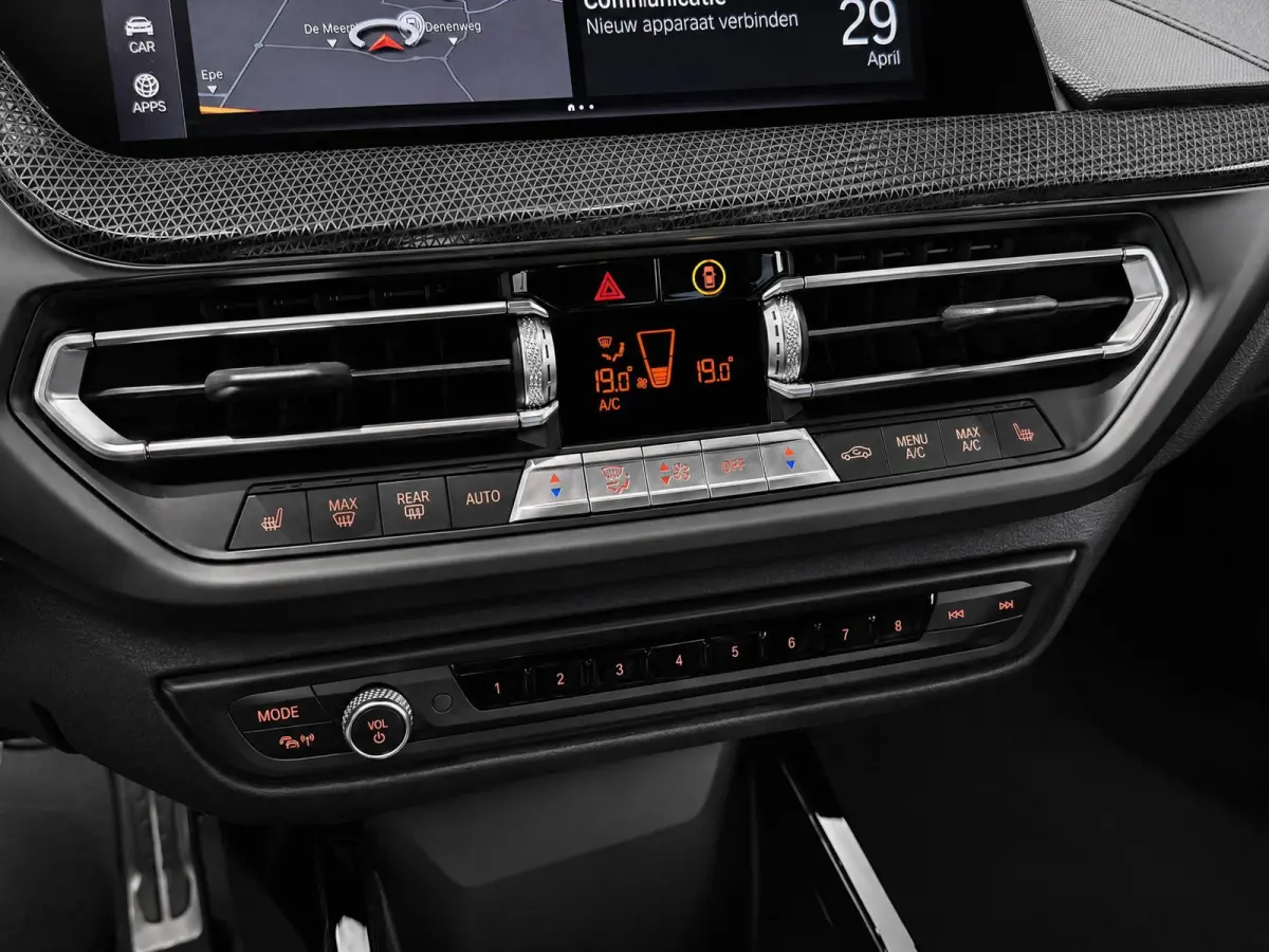 218i M-Sport | Sfeer | Camera | Dealer onderhouden