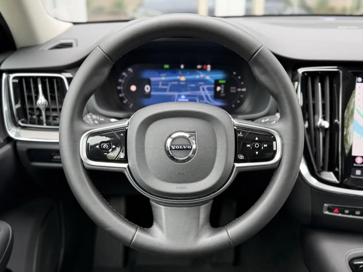 2.0 Recharge T8 AWD 455PK Plus Bright |Schuif/kantel dak|H/K|360Cam|AutoPilot