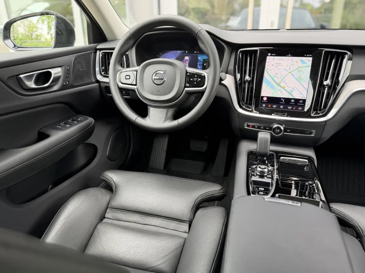 2.0 Recharge T8 AWD 455PK Plus Bright |Schuif/kantel dak|H/K|360Cam|AutoPilot