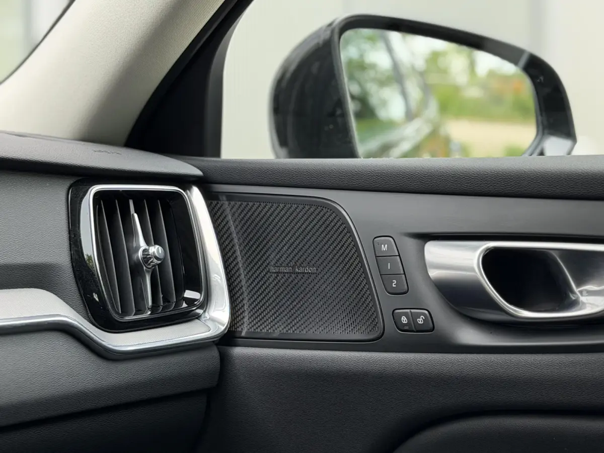 2.0 Recharge T8 AWD 455PK Plus Bright |Schuif/kantel dak|H/K|360Cam|AutoPilot