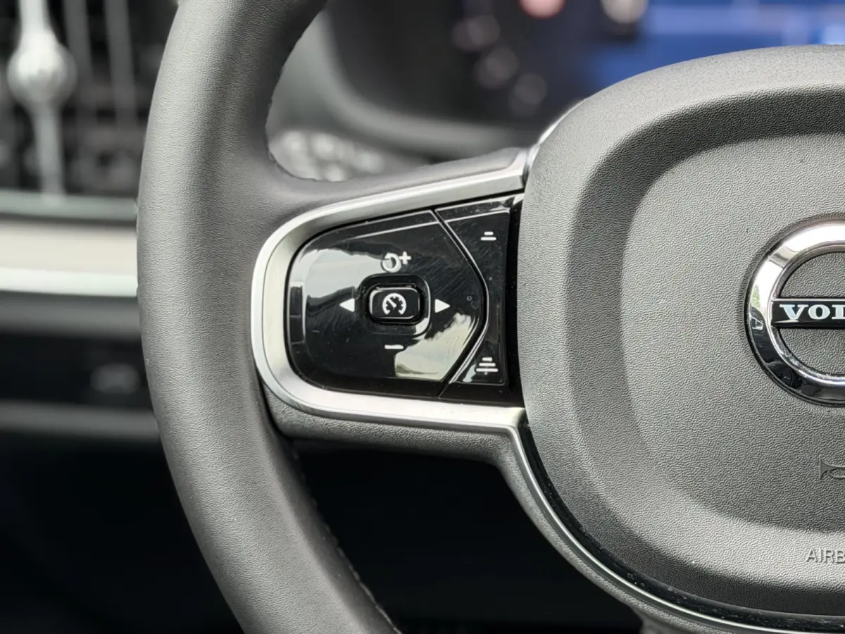2.0 Recharge T8 AWD 455PK Plus Bright |Schuif/kantel dak|H/K|360Cam|AutoPilot