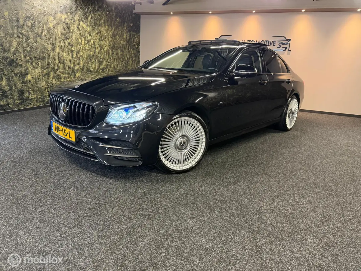 350 e-AMG-Softclose-Hedup-360 Cam-Pano-vol