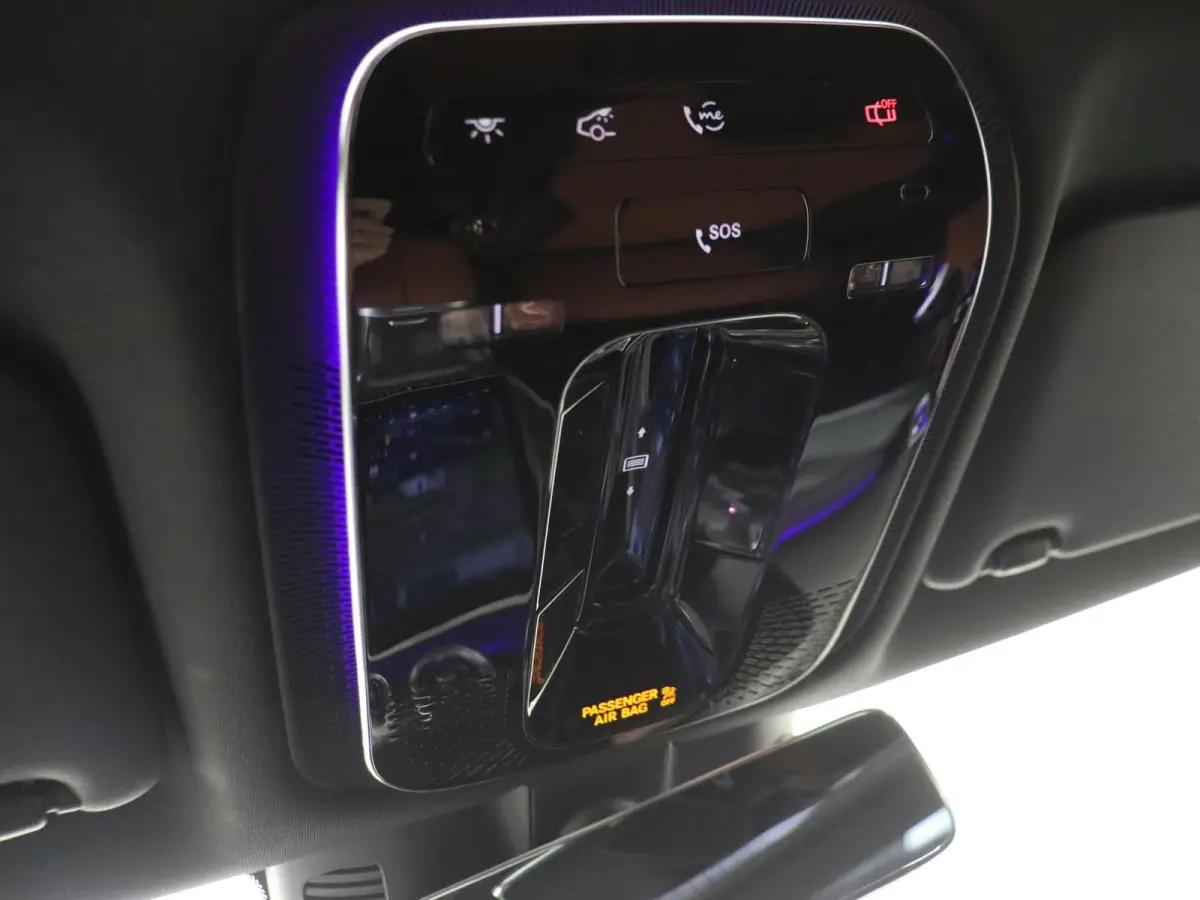 300 e Business Solution AMG Premium Plus /Panoramadak /Burmester /HUD /Memory