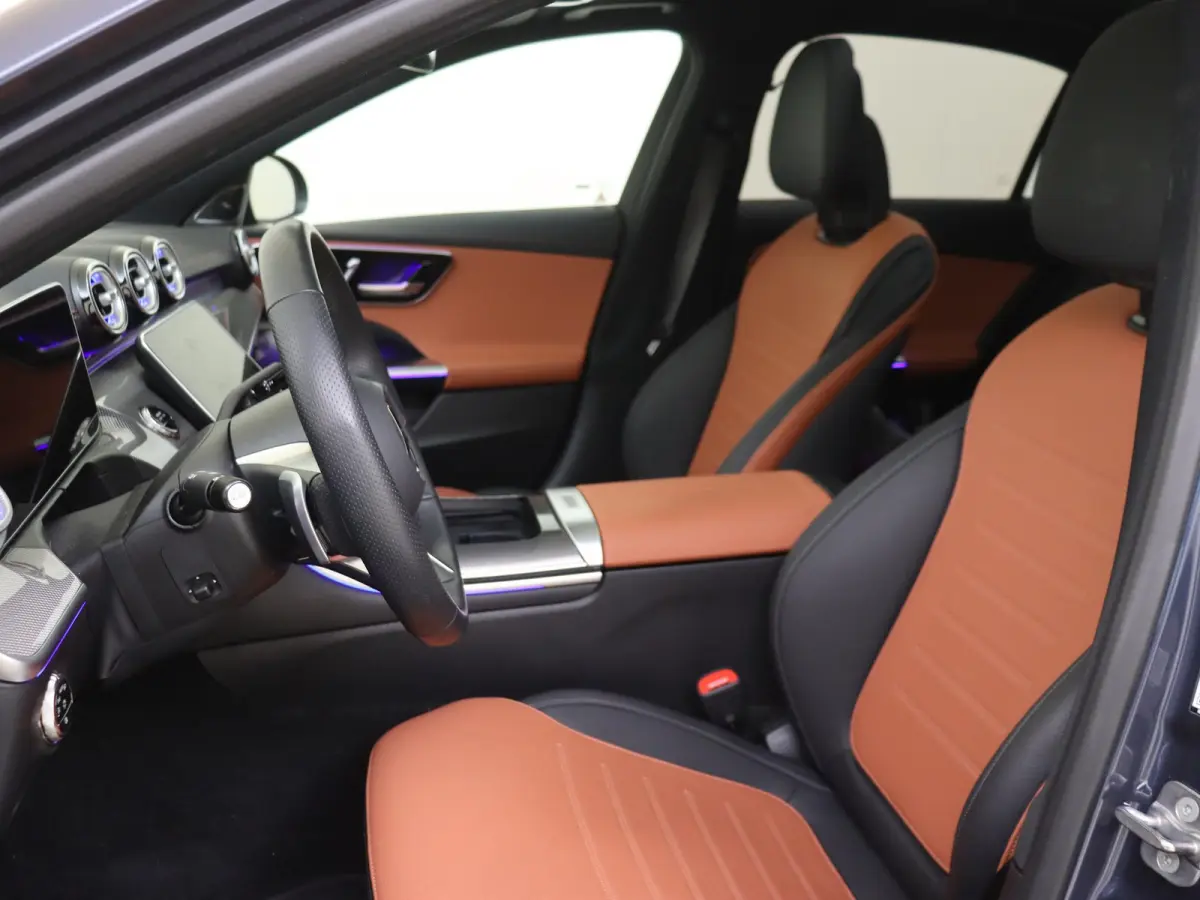 300 e Business Solution AMG Premium Plus /Panoramadak /Burmester /HUD /Memory