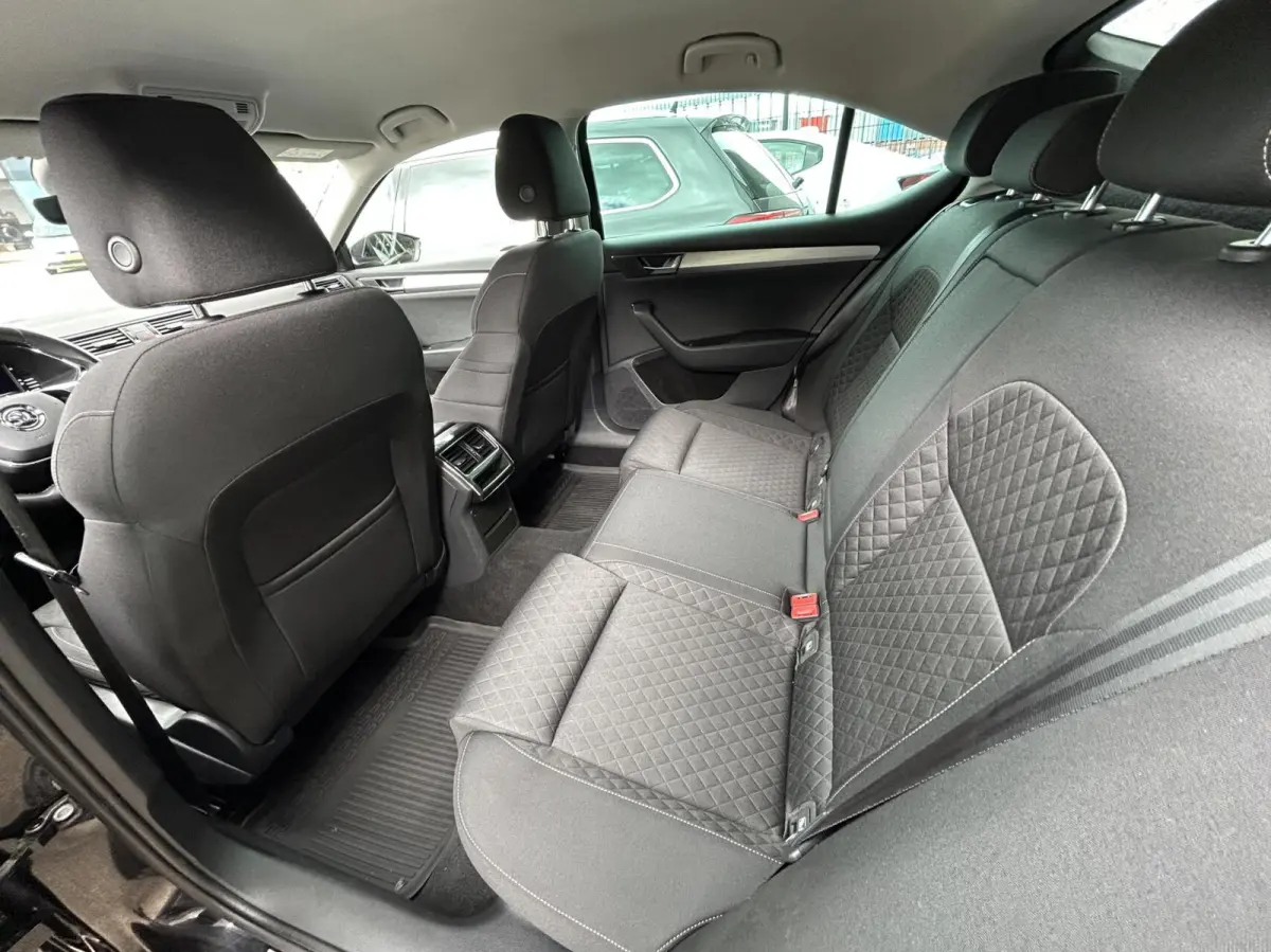 1.4 TSI iV Business Edition Plus SOH 91% I DIGI DISPLAY I STOELEN ELEC + MEMORY I CAMERA + PDC V+A I FULL LED | SOH 91%