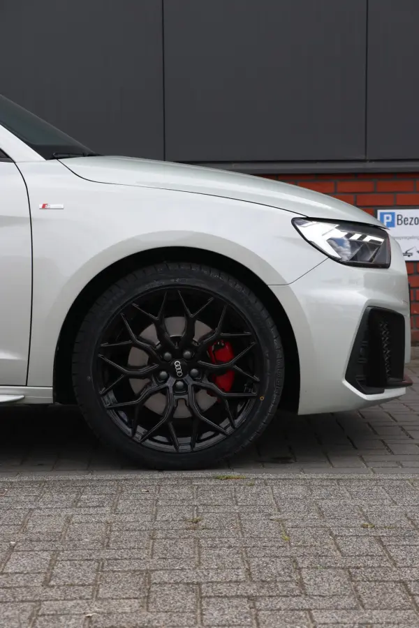 40 TFSI S line | halfleer | carplay | sonos audio