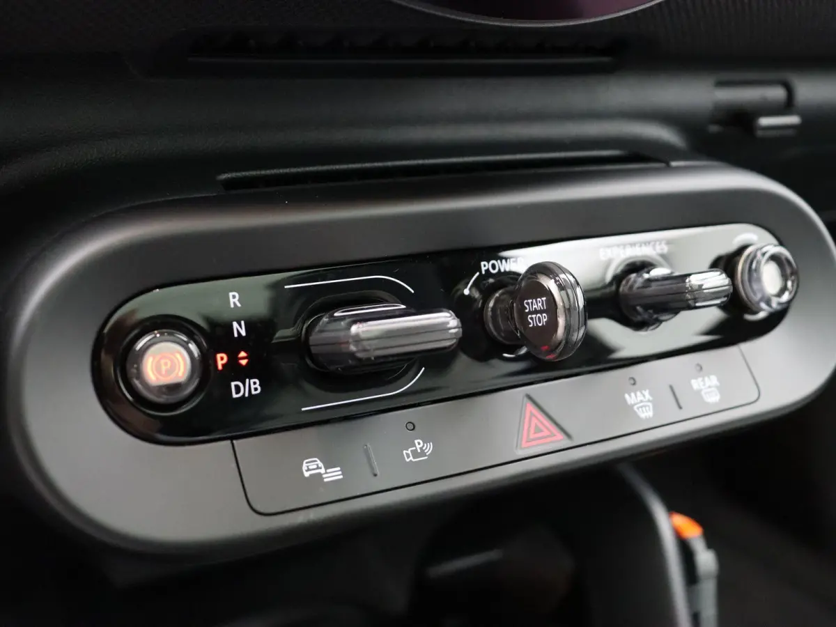 SE Classic M 54.2 kWh | Panorama Dak | Sportstuur