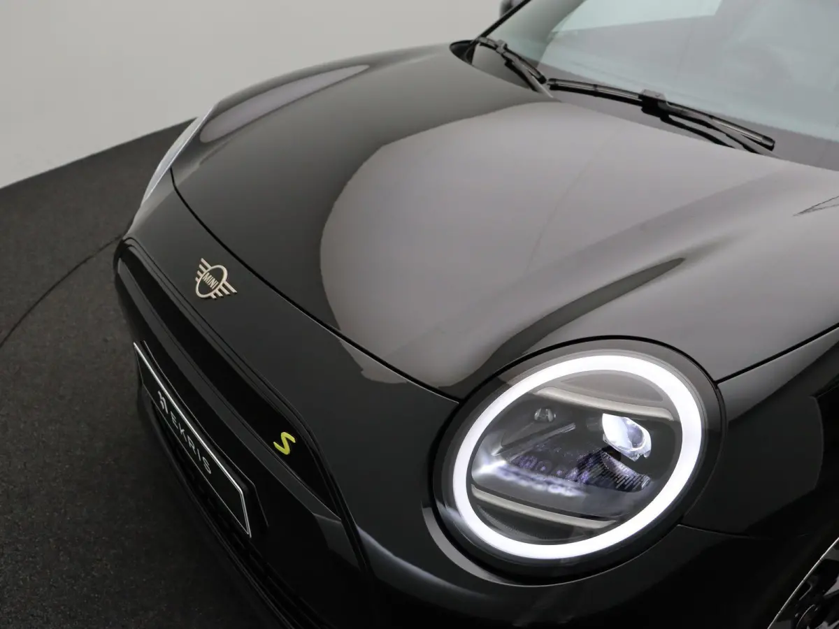 SE Classic M 54.2 kWh | Panorama Dak | Sportstuur