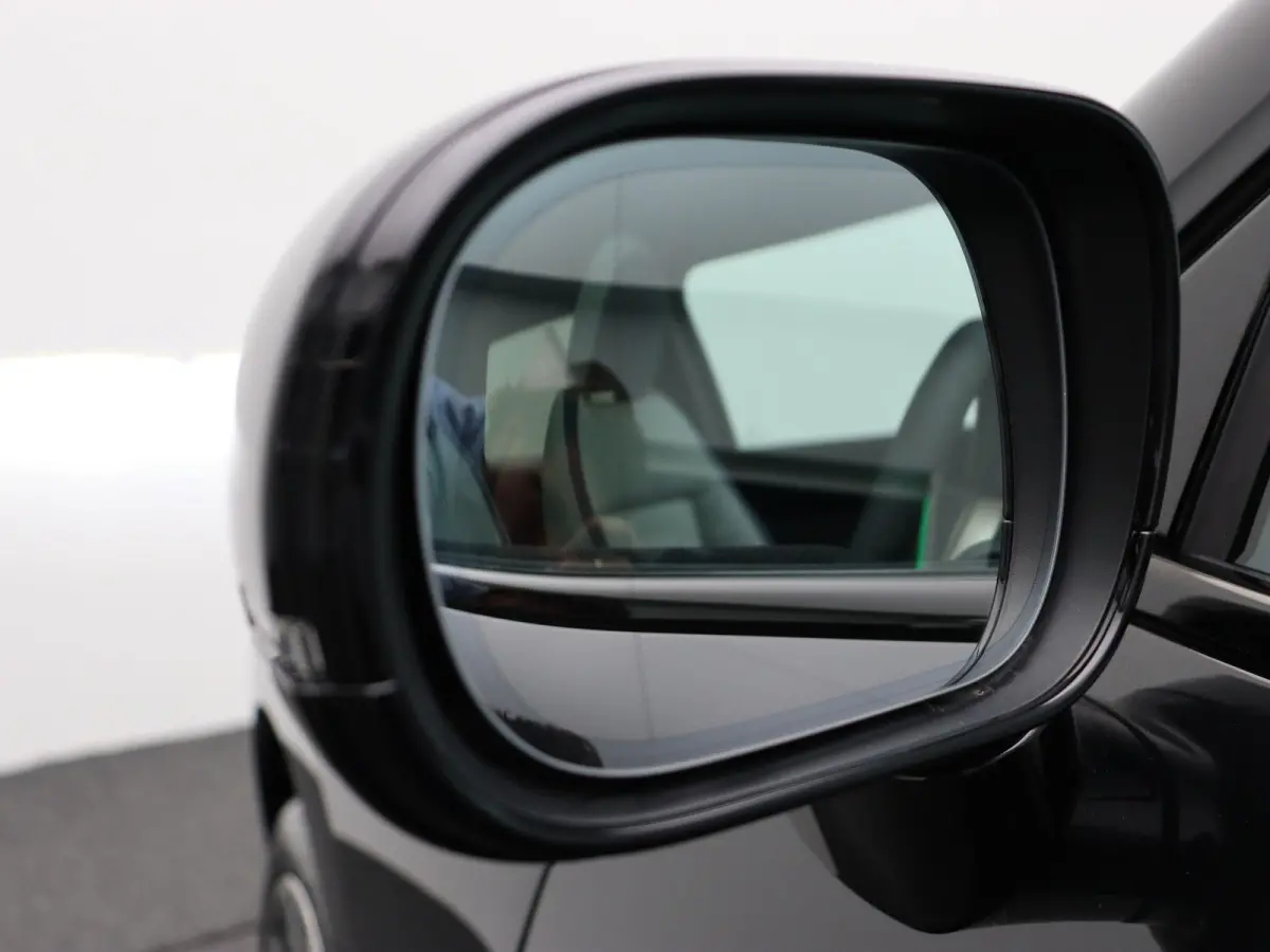 SE Classic M 54.2 kWh | Panorama Dak | Sportstuur