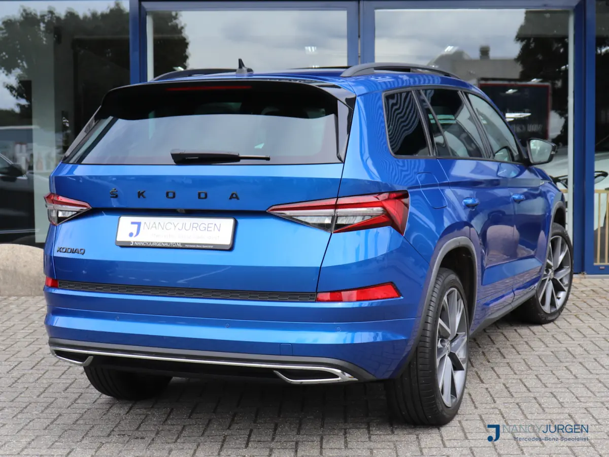 1.5 TSI | Sportline | Business | Pano | Camera | Assistentie Pakket | Comfort Pakket | Travel Pakket | 20" LM Vega | Virtual Cockpit | Wegdraaib. Trekhaak |
