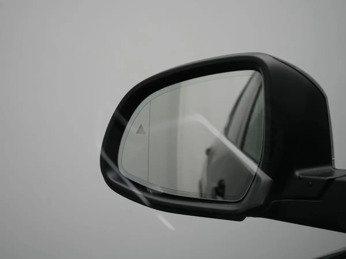 xDrive50e High Executive PHEV 490pk Dealer O.H. | Panodak Sky Lounge | M Sport | Luchtvering | Head Up | 360 Camera | Harman / Kardon | Nappa Lederen Comfortstoelen Memory & Verwarmd | Carbo