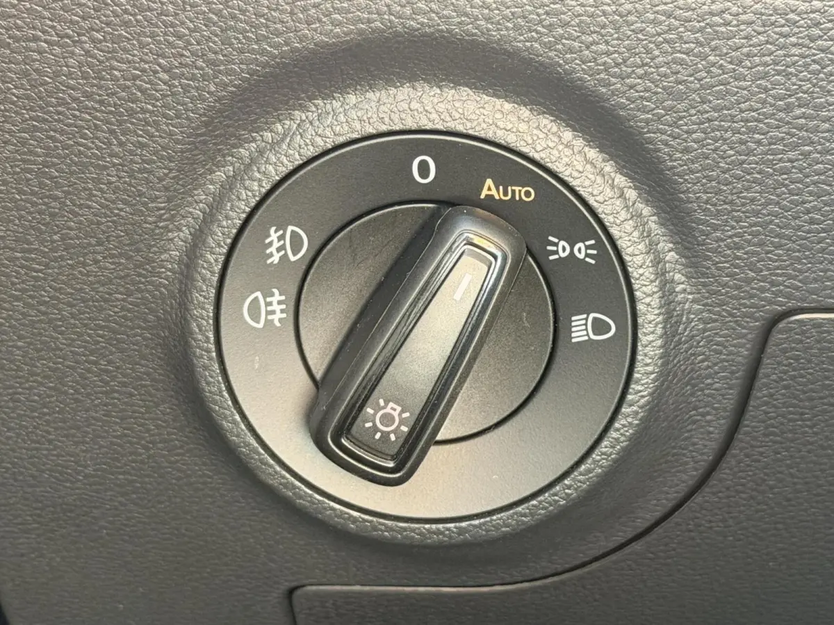 1.0 TSI Style Business Connect | Nieuw Model | Apple Carplay | Led | Dealer Onderhouden
