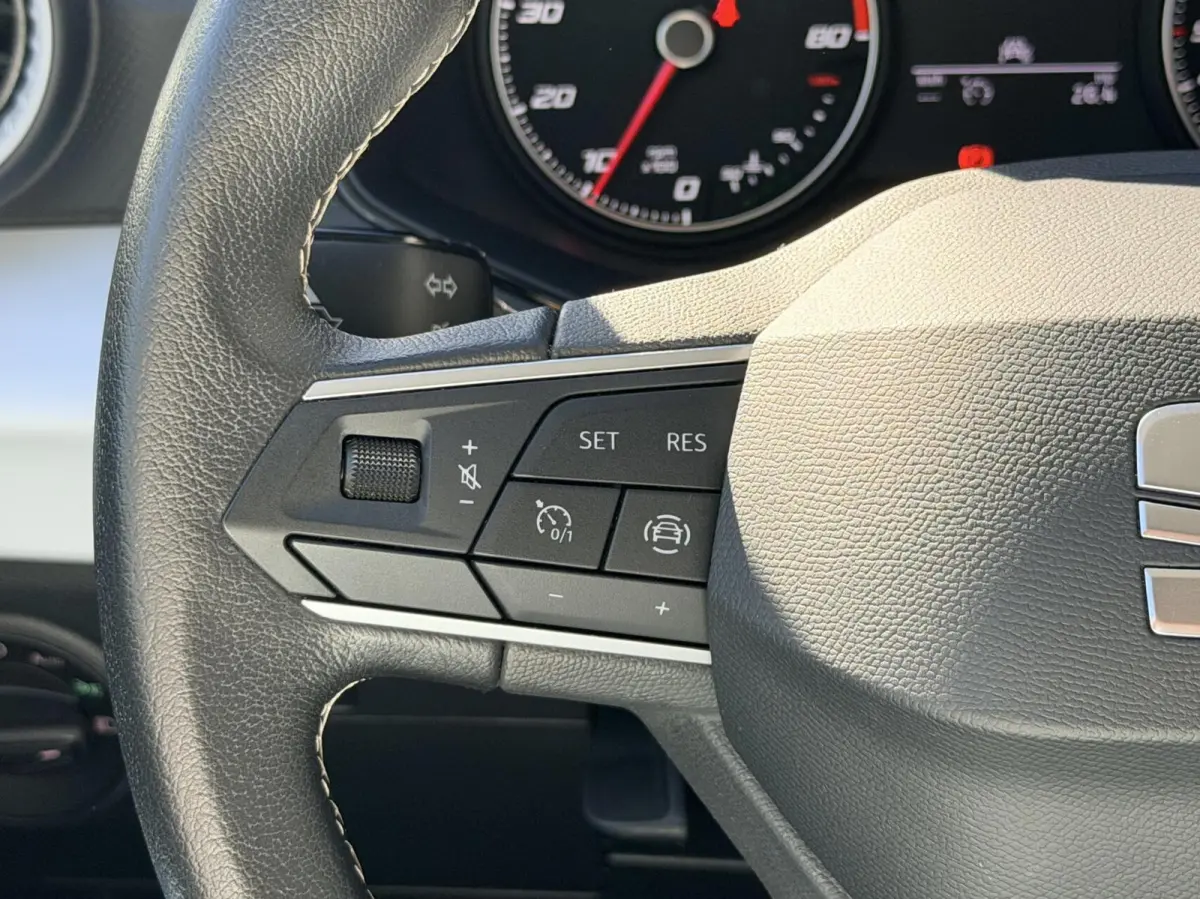 1.0 TSI Style Business Connect | Nieuw Model | Apple Carplay | Led | Dealer Onderhouden