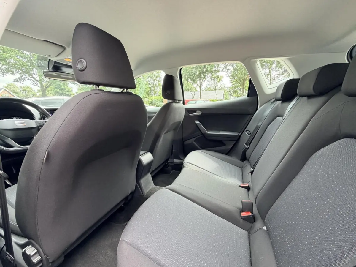 1.0 TSI Style Business Connect | Nieuw Model | Apple Carplay | Led | Dealer Onderhouden