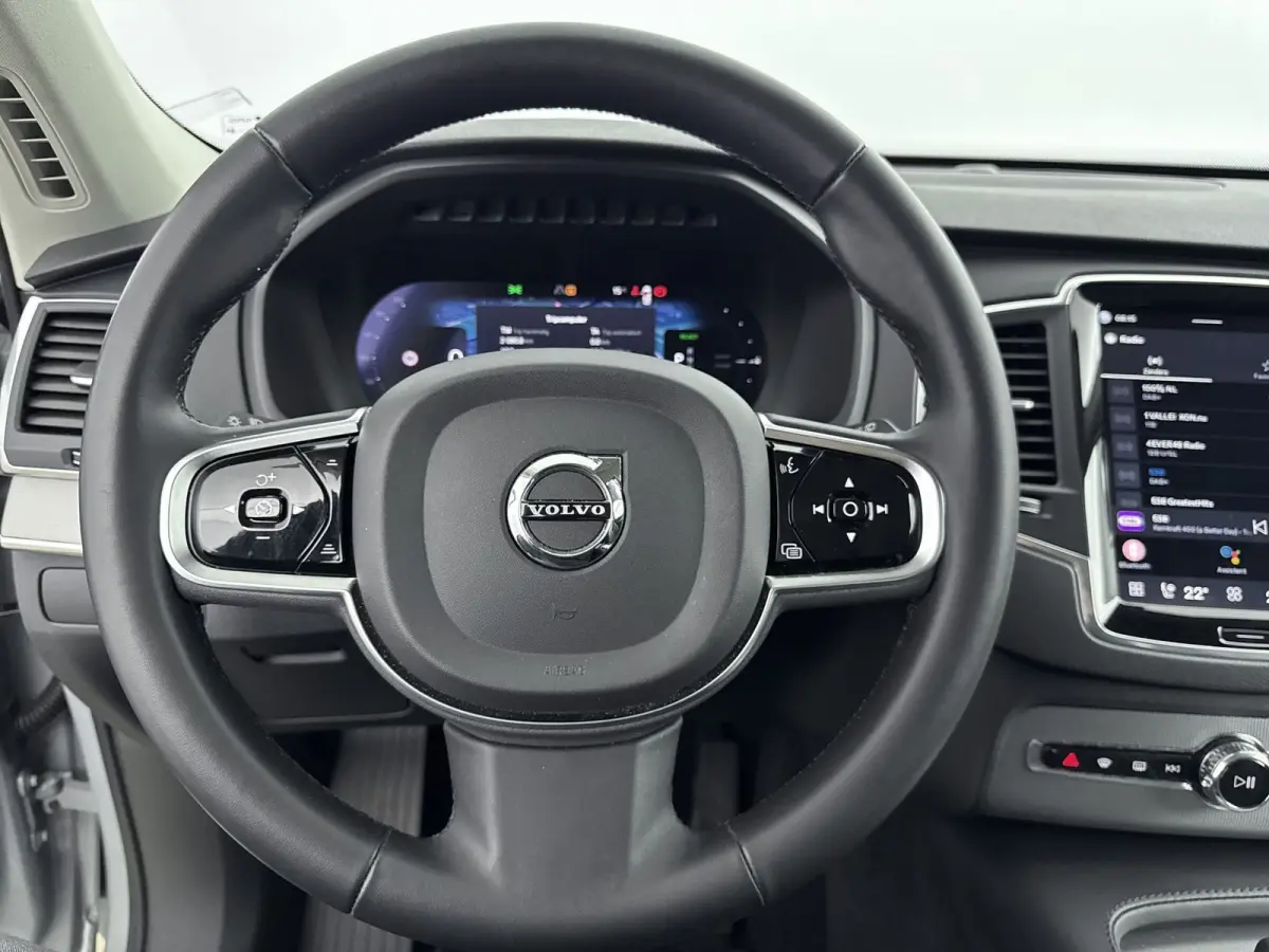 2.0 T8 Recharge AWD Core Bright | Trekhaak | BLIS | PDC V+A en Camera | Lederen bekleding | Stoel + Stuurverwarming |