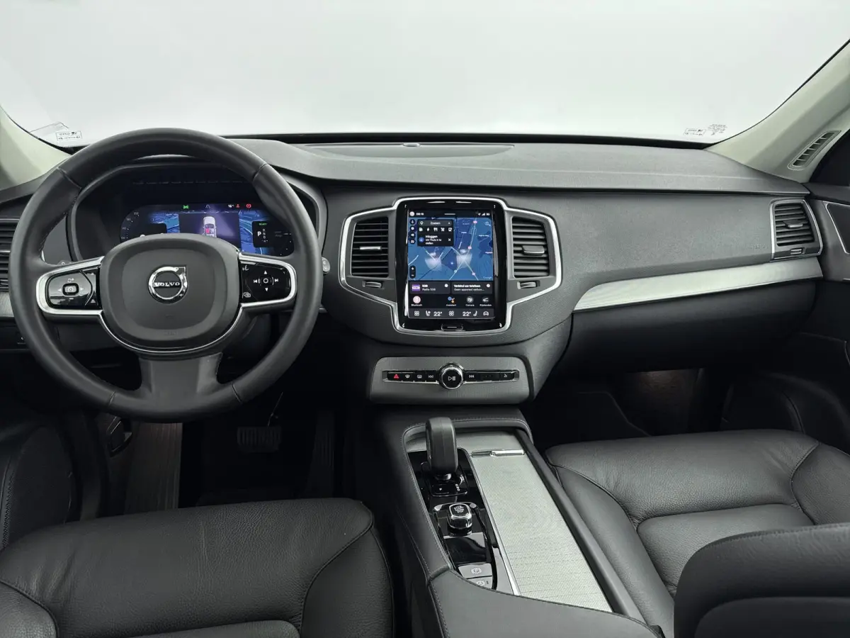 2.0 T8 Recharge AWD Core Bright | Trekhaak | BLIS | PDC V+A en Camera | Lederen bekleding | Stoel + Stuurverwarming |