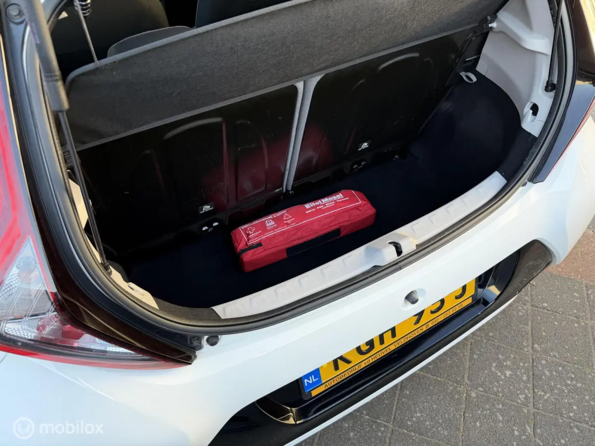 1.0 VVT-i Carplay |Airco |Dealer Onderhouden