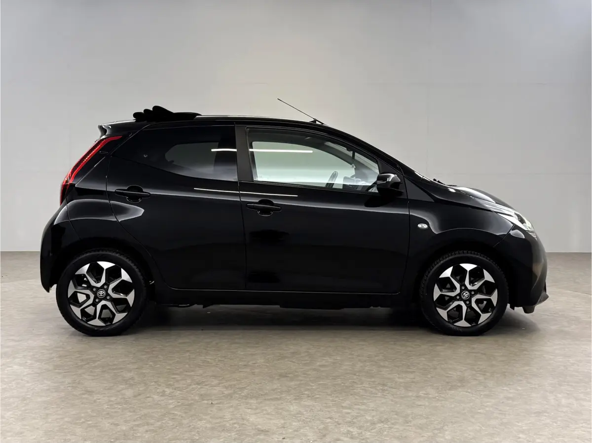 1.0 x-joy Cabrio | Open dak | Clima | Cruise | Camera | Carplay | NAP