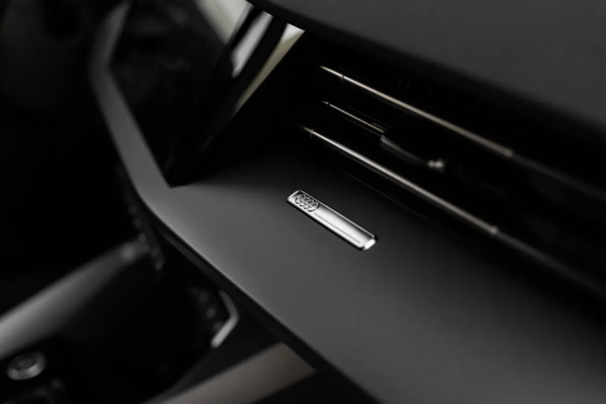 Pro Line | Aluminium optiek in het interieur | Audi virtual cockpit | Cruise control