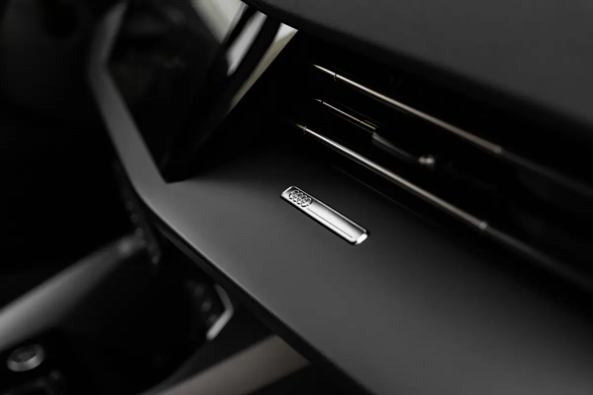 Pro Line | Aluminium optiek in het interieur | Audi virtual cockpit | Cruise control