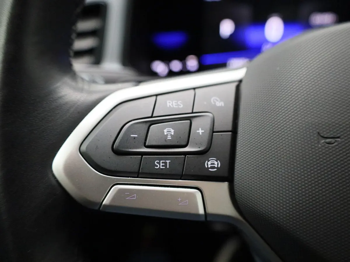 1.5 TSI Life Business 150 PK| Parkeersensoren | Apple Carplay | Android Auto | Stoelverwarming | Climatronic | Trekhaak | Park Assist