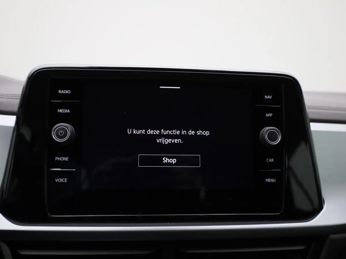 1.5 TSI Life Business 150 PK| Parkeersensoren | Apple Carplay | Android Auto | Stoelverwarming | Climatronic | Trekhaak | Park Assist
