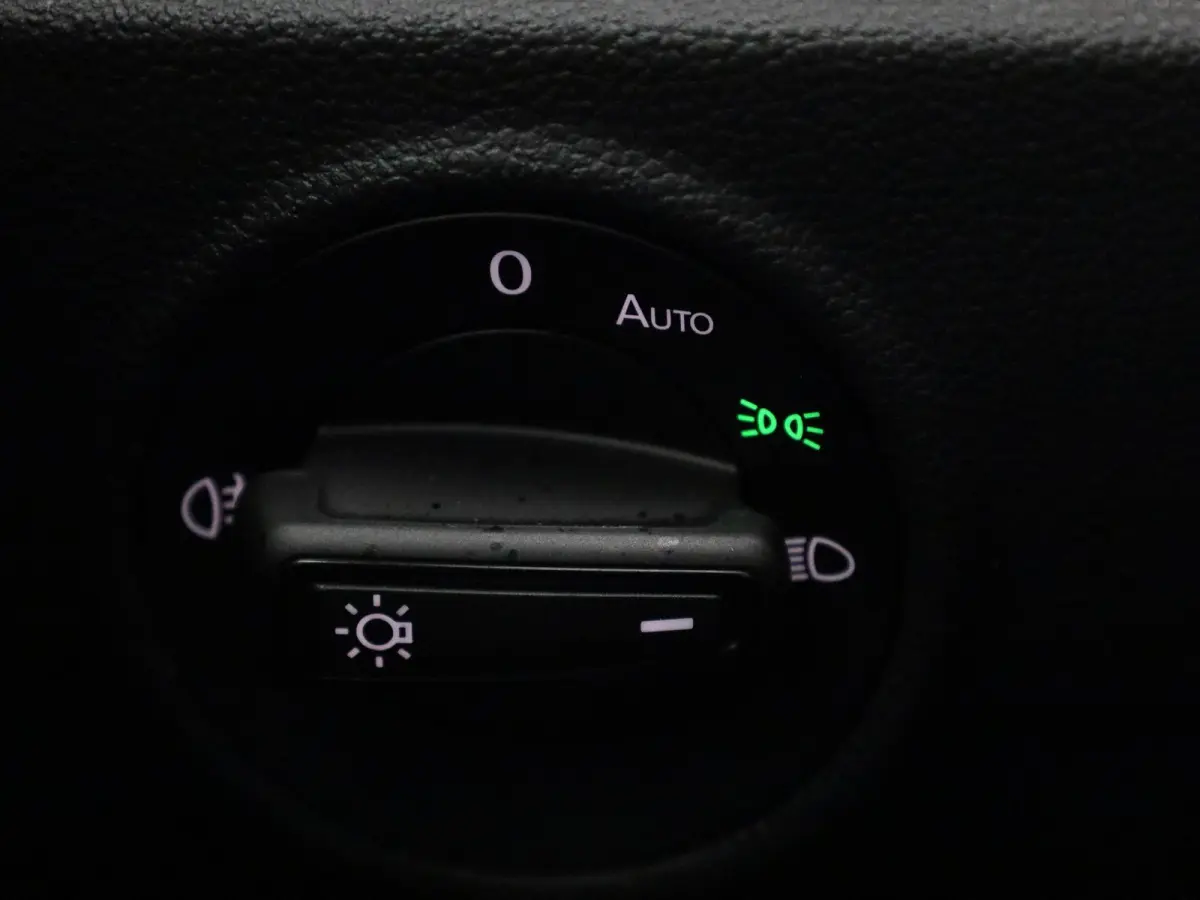 1.5 TSI Life Business 150 PK| Parkeersensoren | Apple Carplay | Android Auto | Stoelverwarming | Climatronic | Trekhaak | Park Assist
