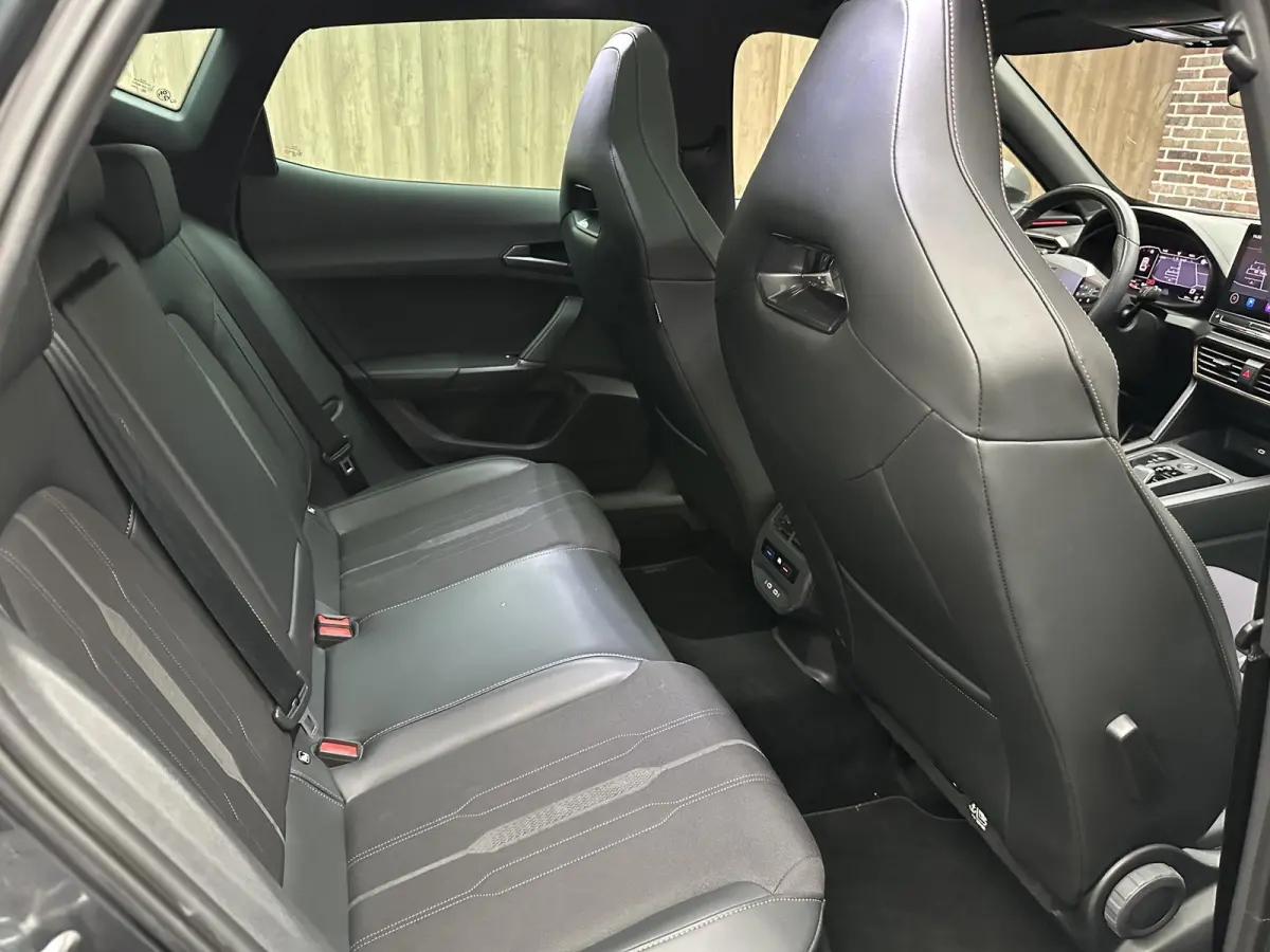 2.0 TSI 4DRIVE |  Beats| Dak| Kuipstoelen