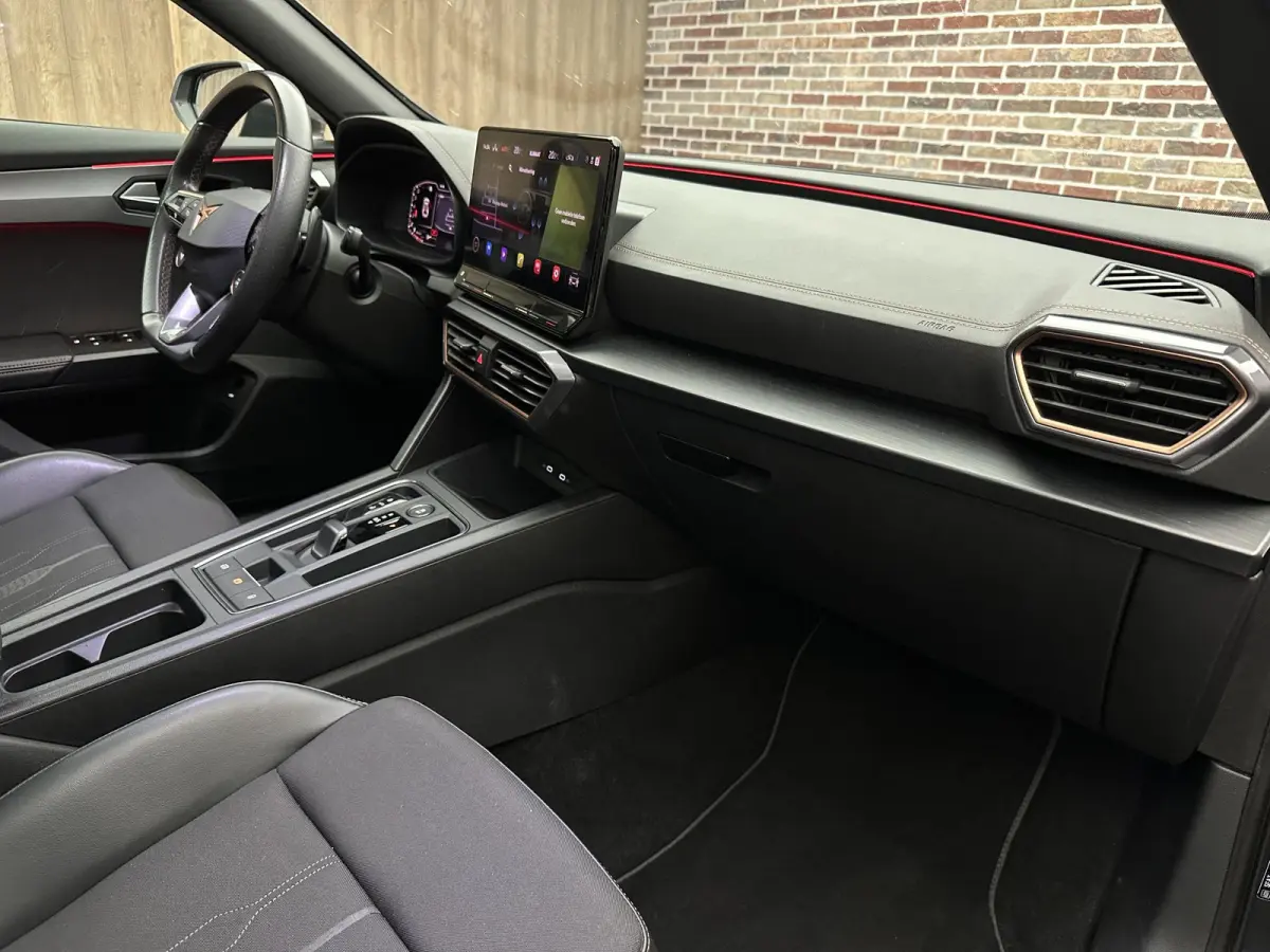 2.0 TSI 4DRIVE |  Beats| Dak| Kuipstoelen