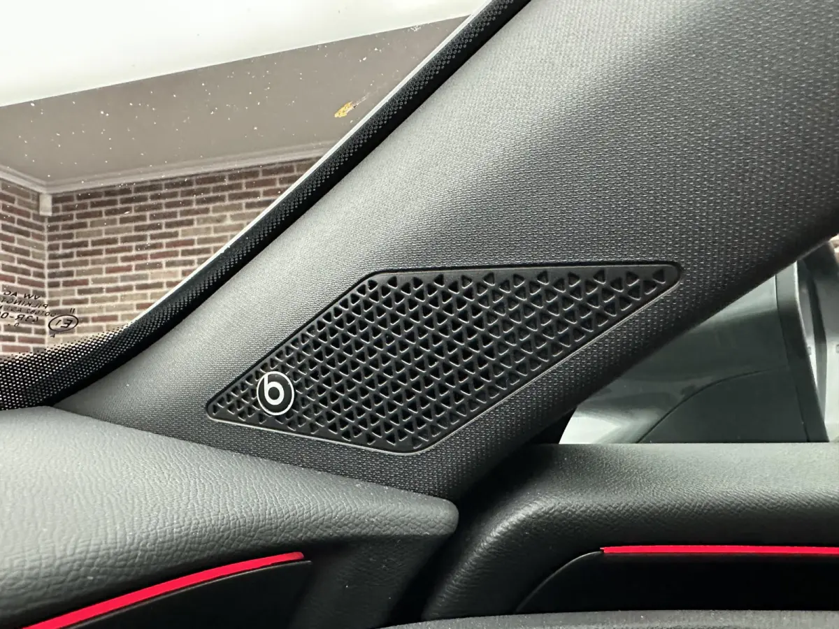 2.0 TSI 4DRIVE |  Beats| Dak| Kuipstoelen
