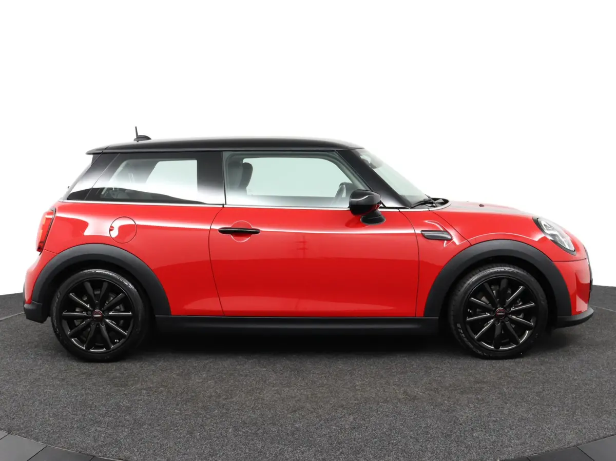 1.5 Business Edition | Groot Navi | CarPlay | Sportstoelen | 38.241 km |