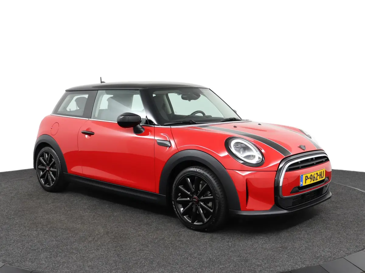 1.5 Business Edition | Groot Navi | CarPlay | Sportstoelen | 38.241 km |