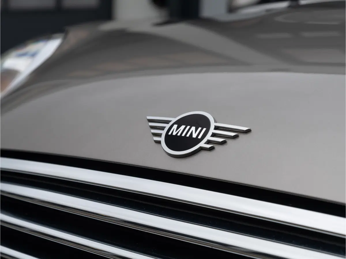 Mini 1.5 Chili AUTOMAAT, CHESTER LEDER, SPORTSTOELEN, CARPLAY, STOELVERWARMING, 2020 model