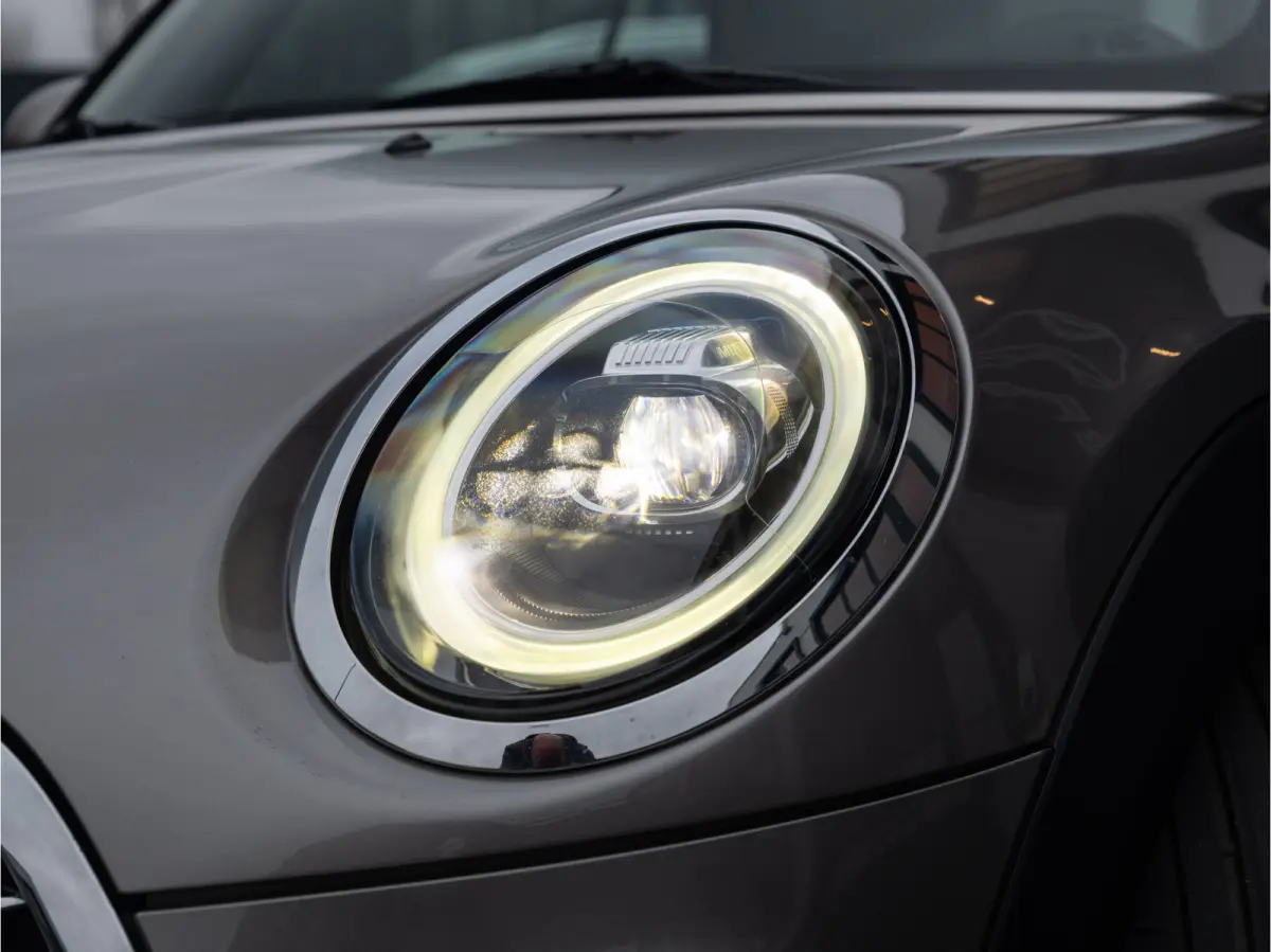 Mini 1.5 Chili AUTOMAAT, CHESTER LEDER, SPORTSTOELEN, CARPLAY, STOELVERWARMING, 2020 model